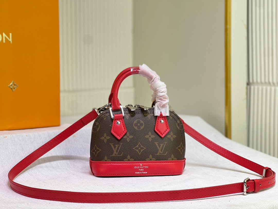 Elite Carryalls