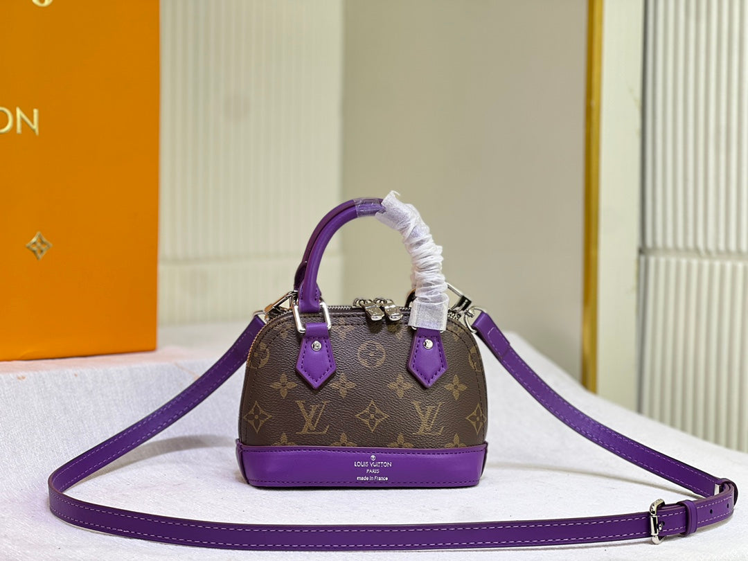 Elite Carryalls