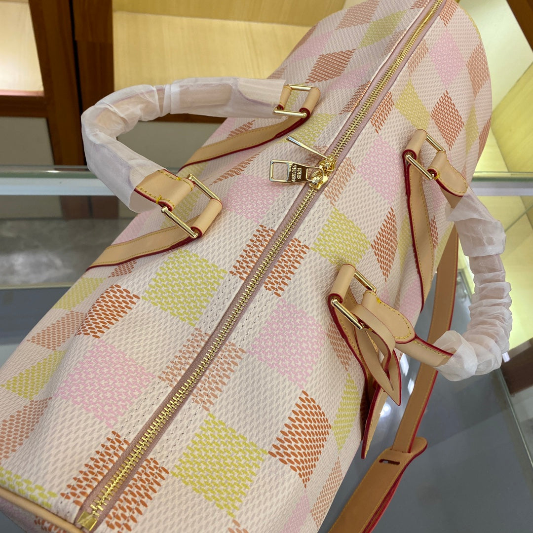 Elite Carryalls