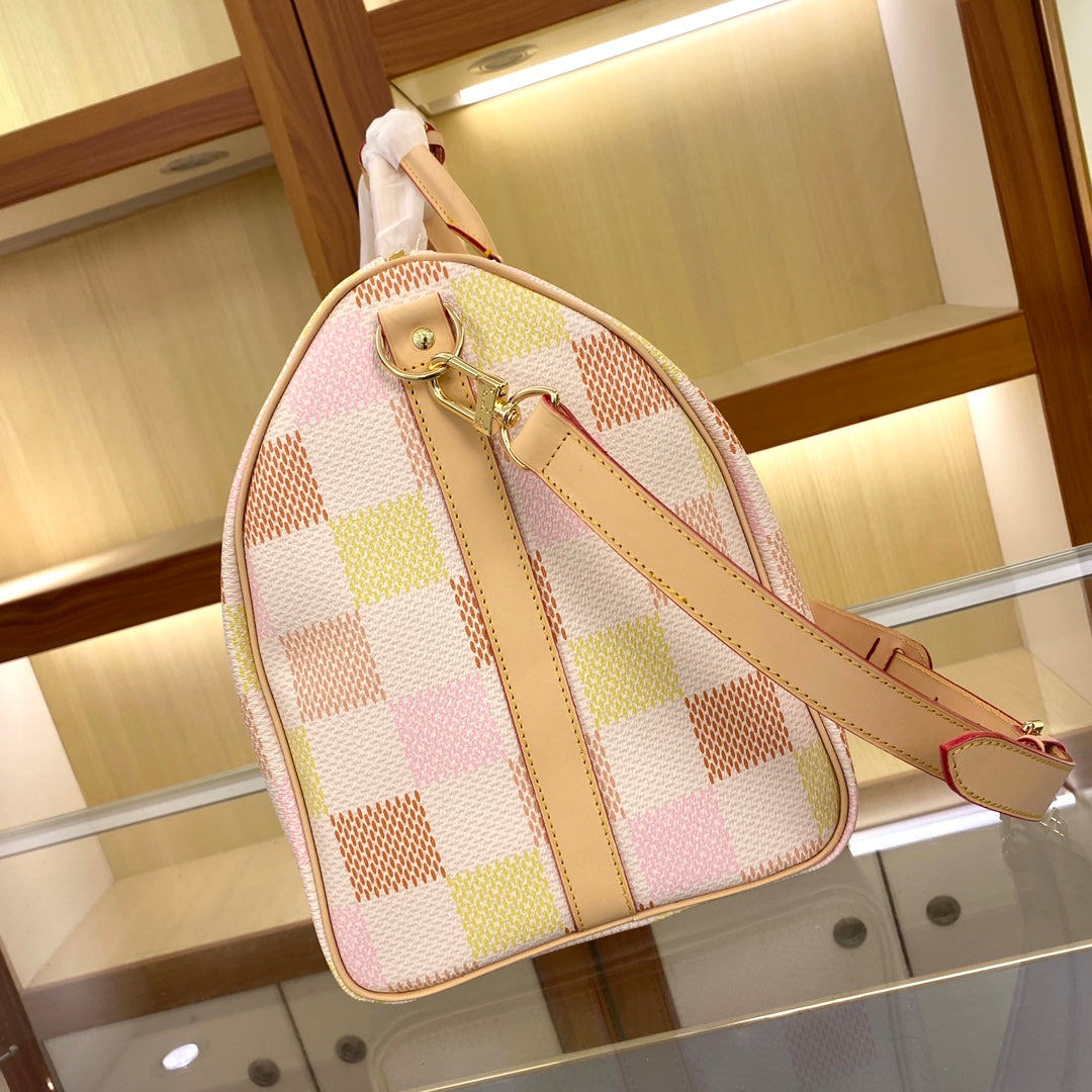 Elite Carryalls