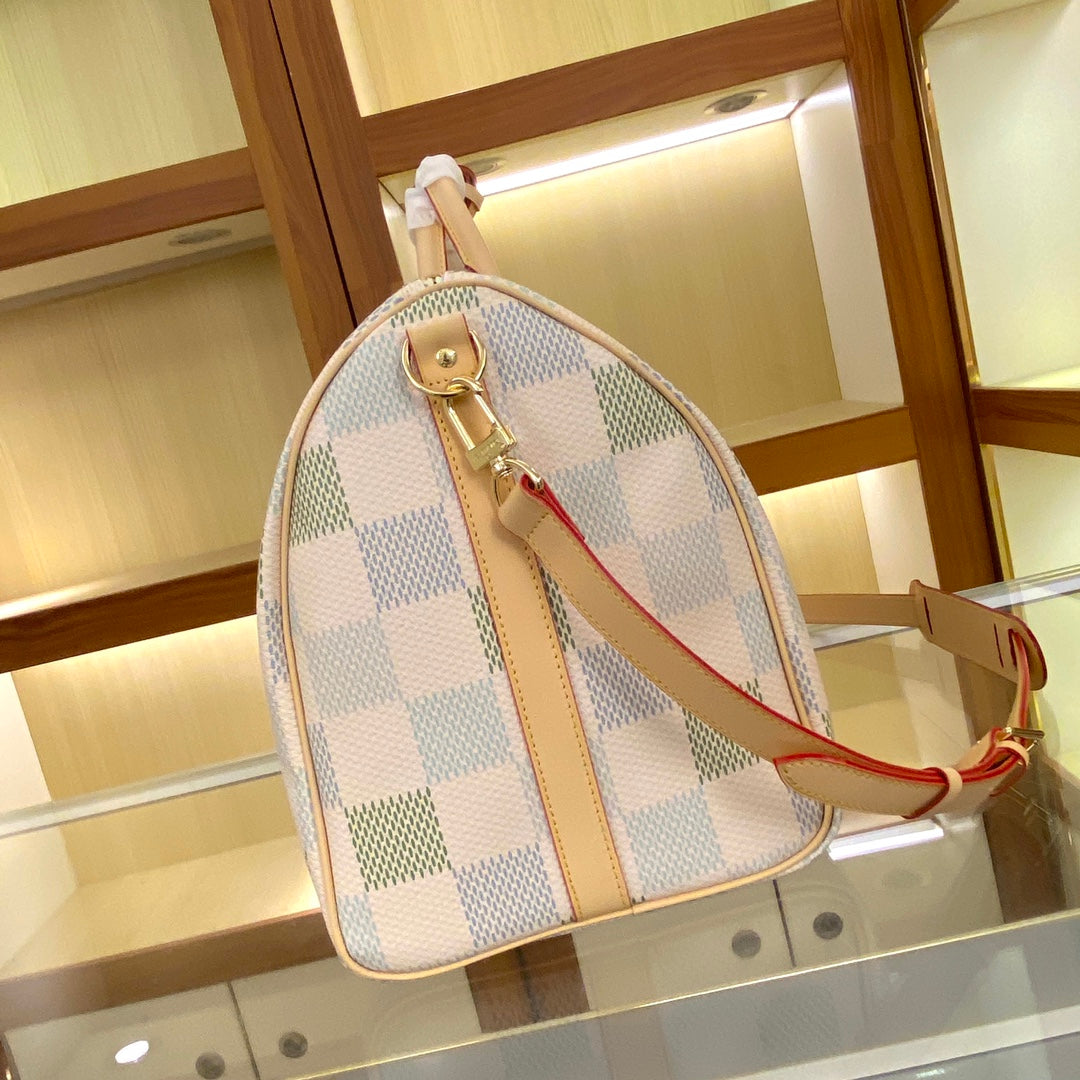 Elite Carryalls