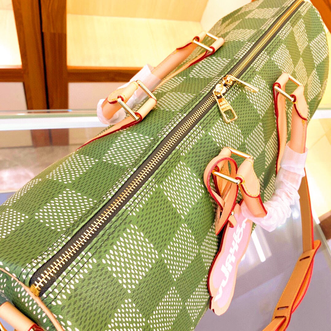 Elite Carryalls