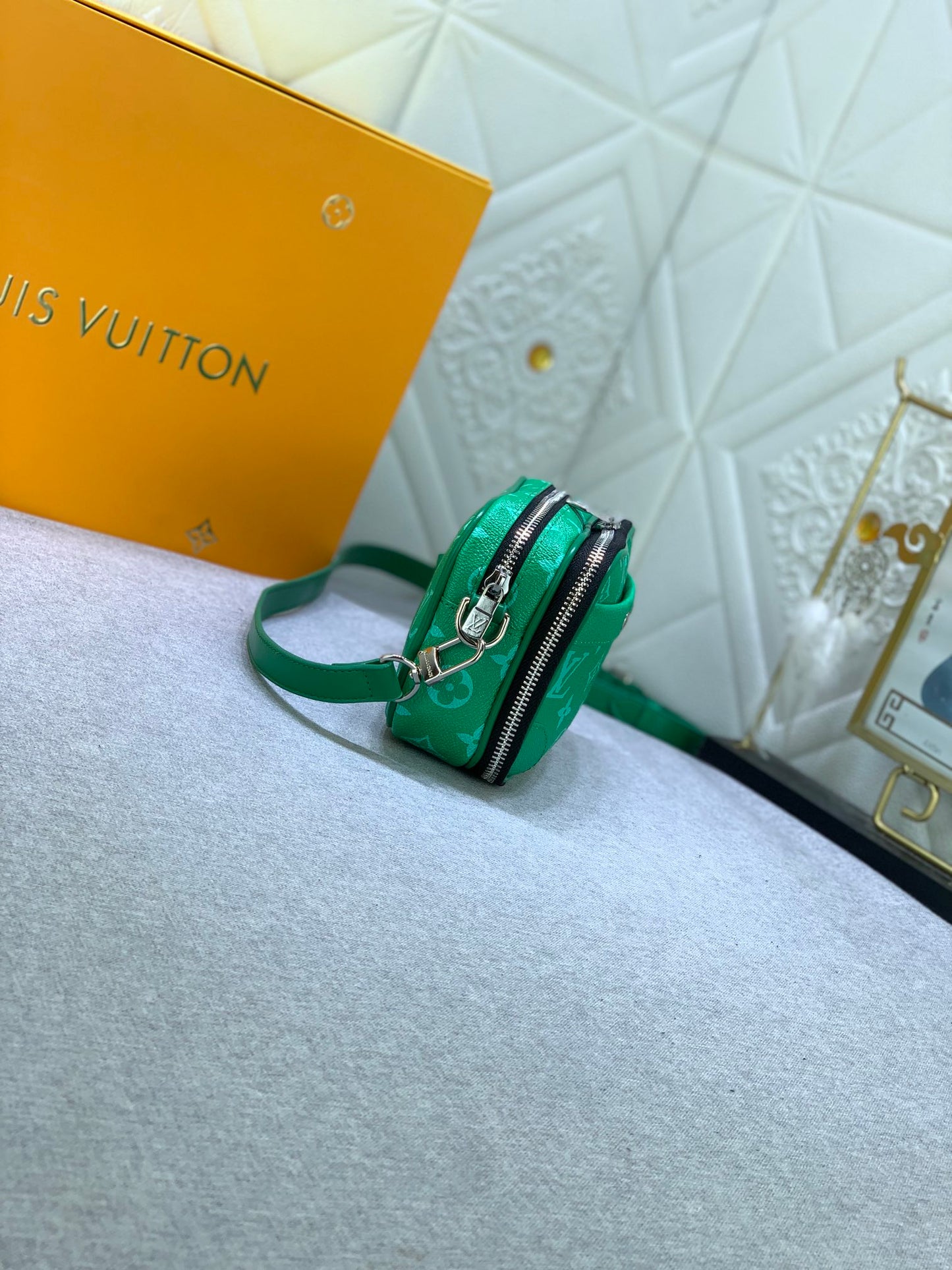 Elite Carryalls