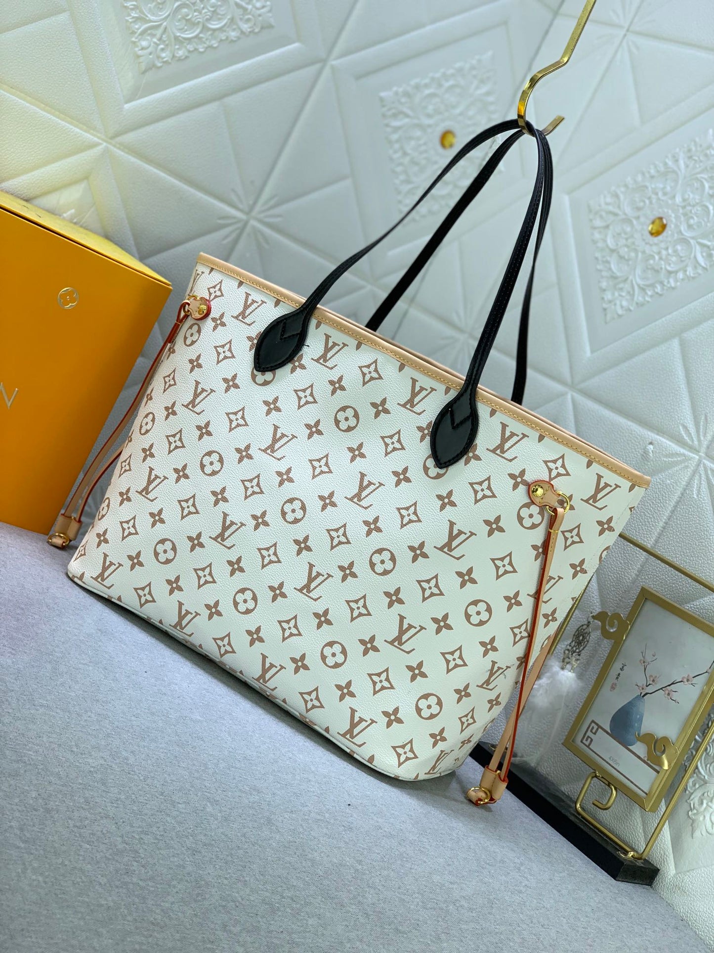 Elite Carryalls
