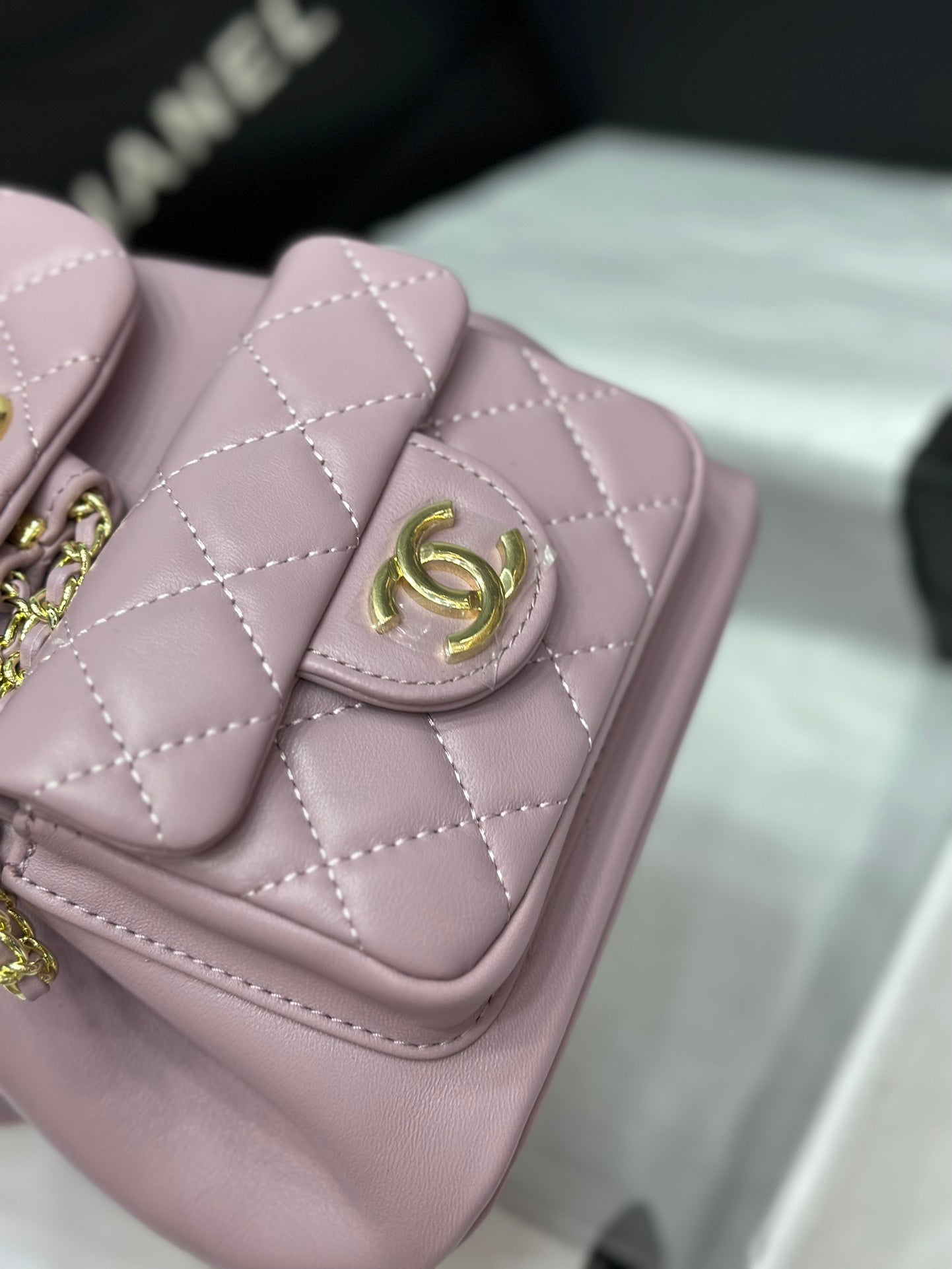 Elite Carryalls