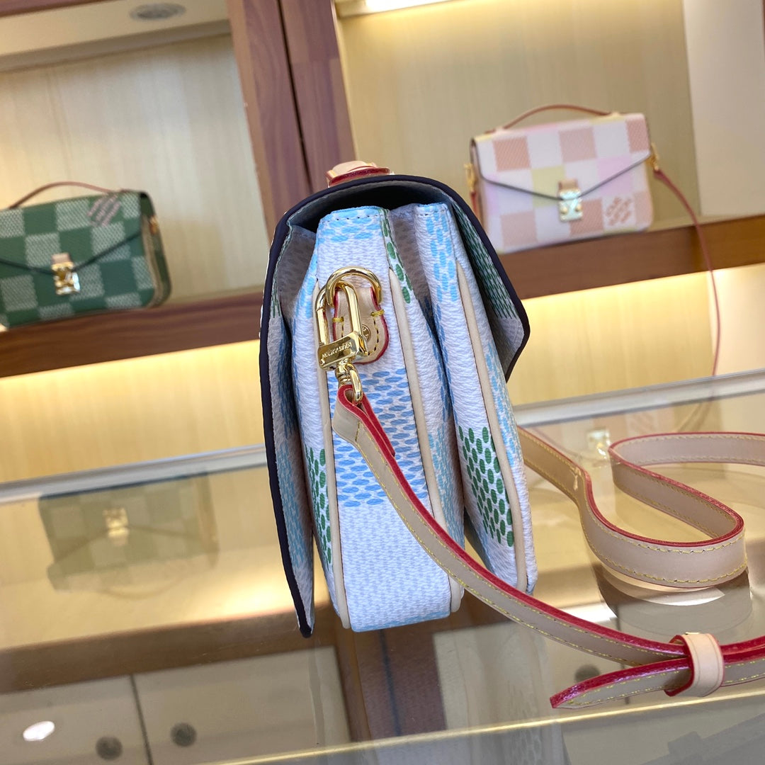 Elite Carryalls