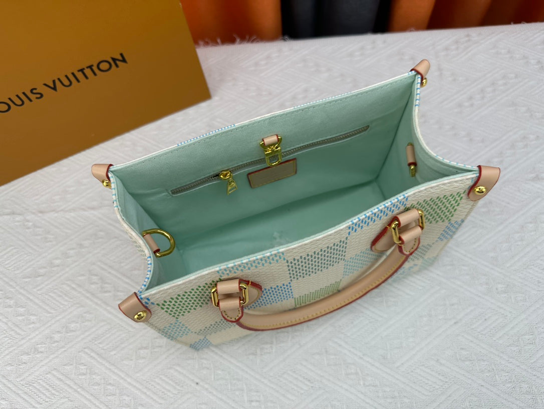 Elite Carryalls