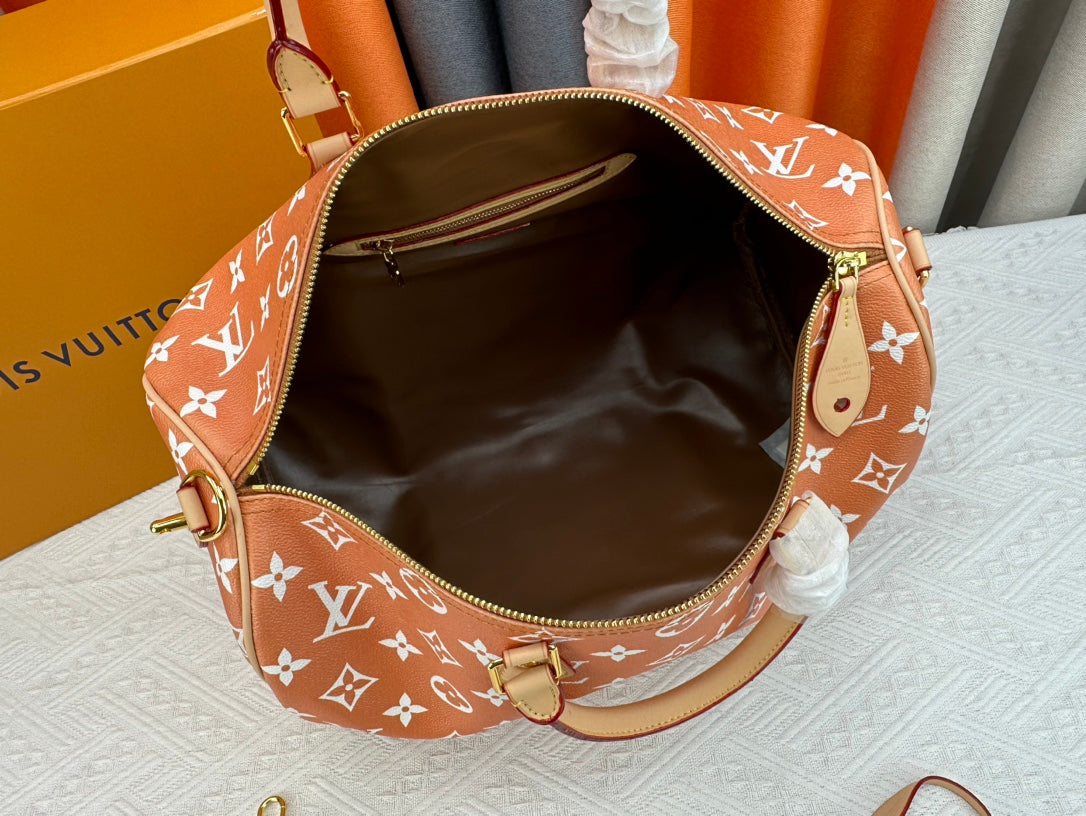 Elite Carryalls