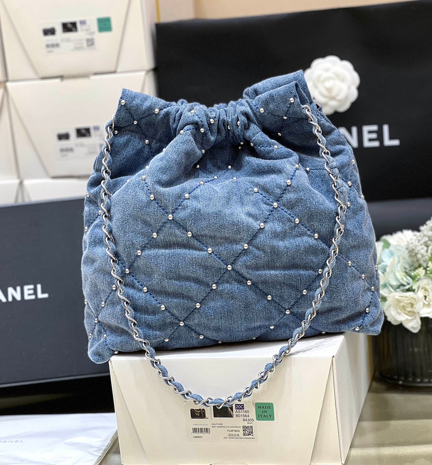 Elite Carryalls