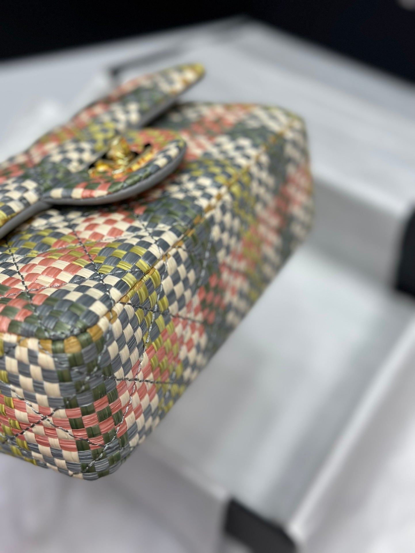 Elite Carryalls