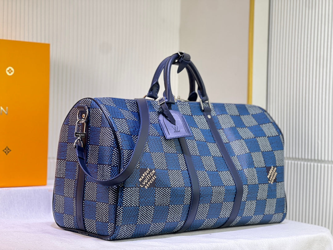 Elite Carryalls