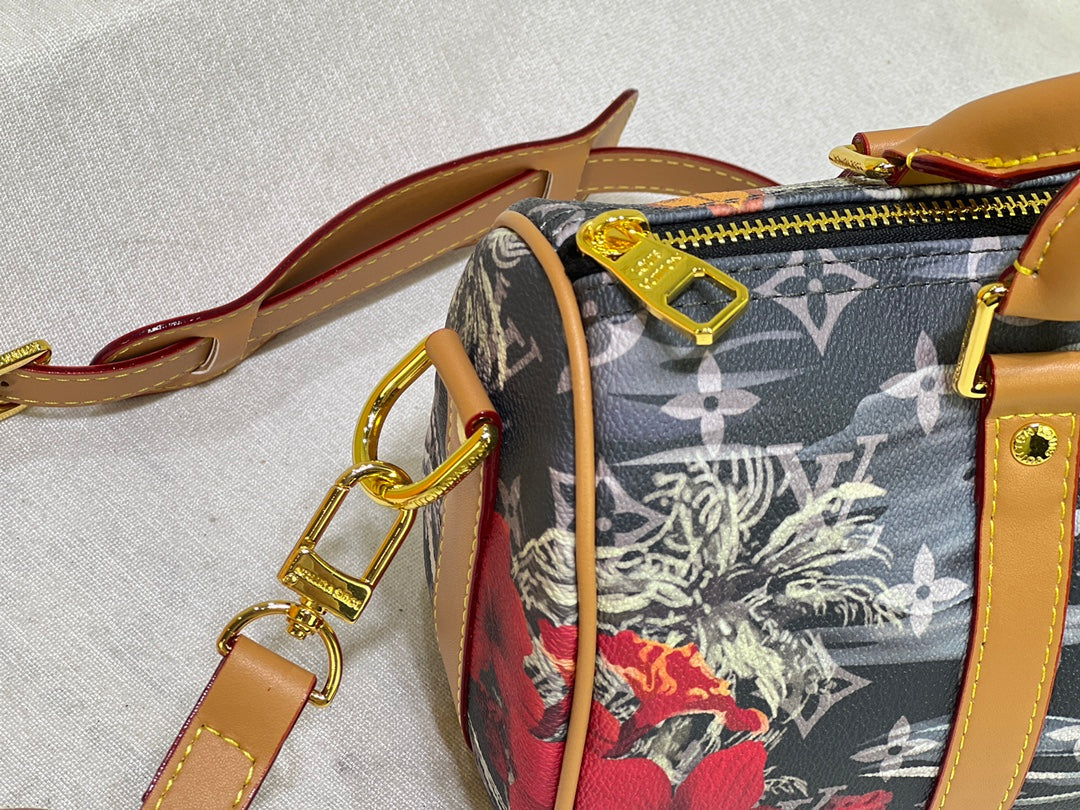 Elite Carryalls