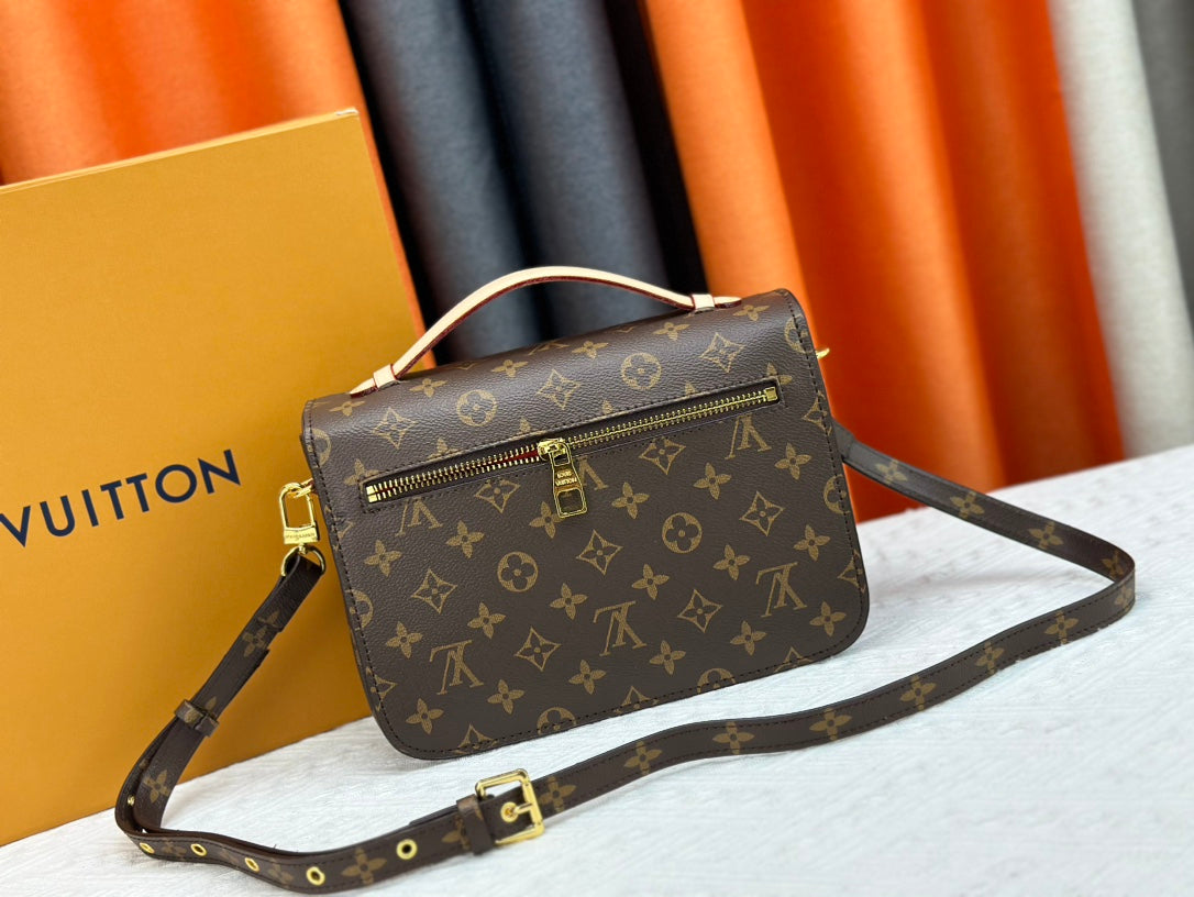 Elite Carryalls