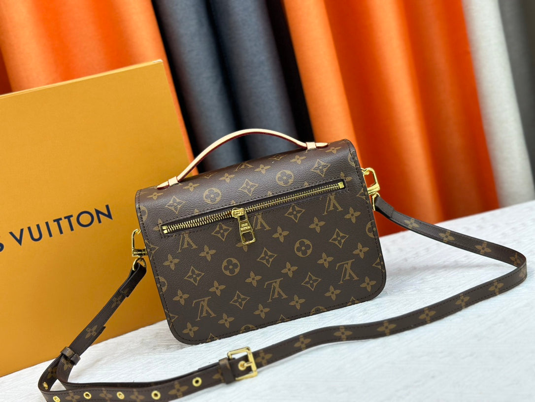 Elite Carryalls