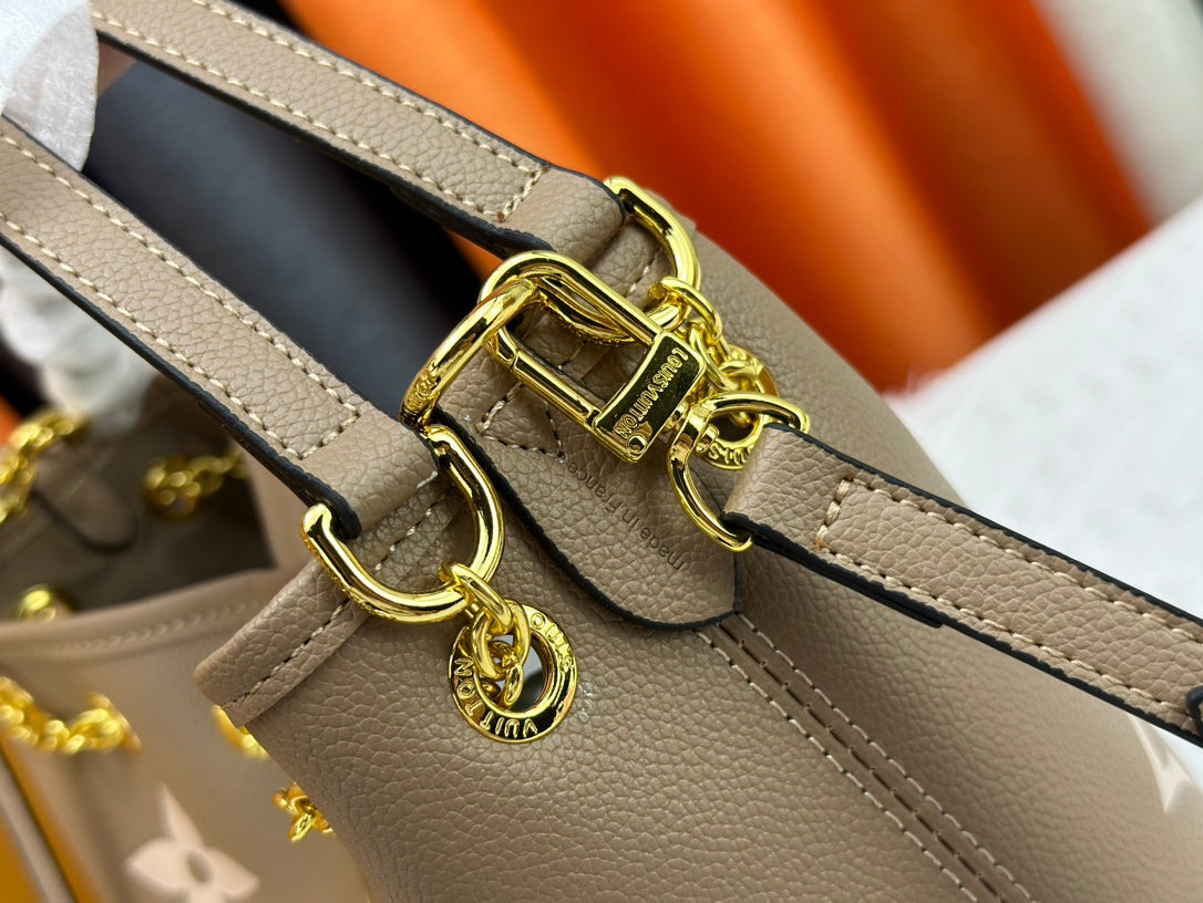 Elite Carryalls