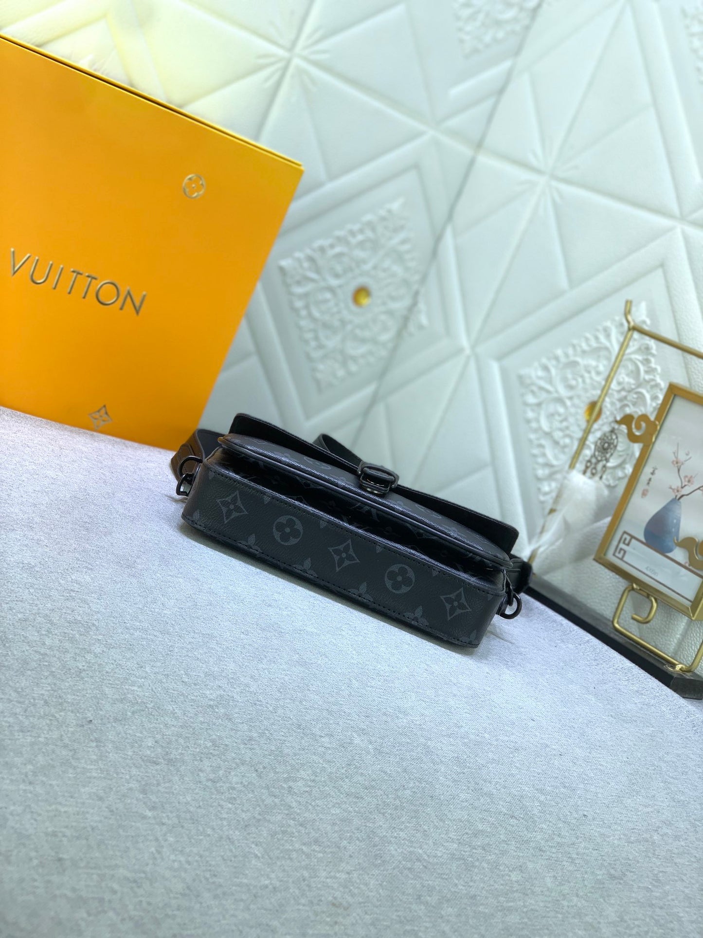 Elite Carryalls
