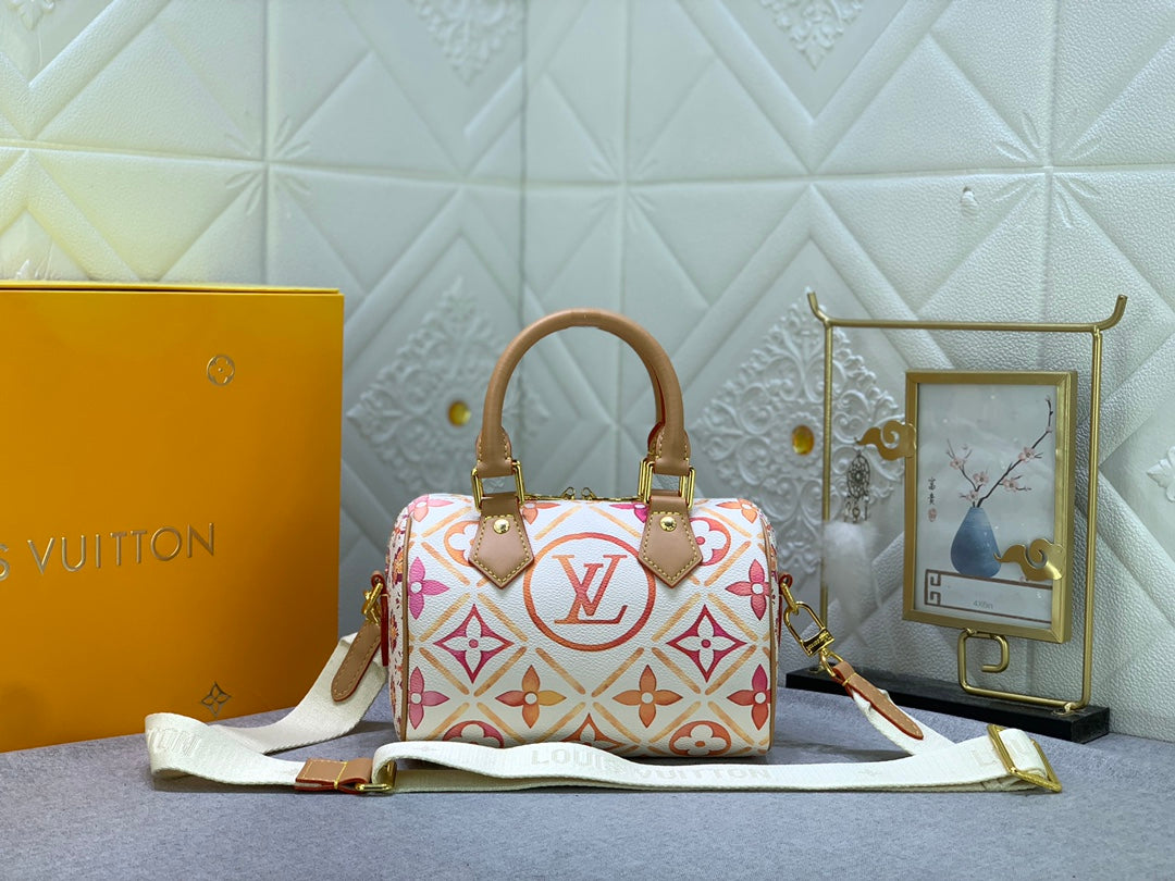 Elite Carryalls