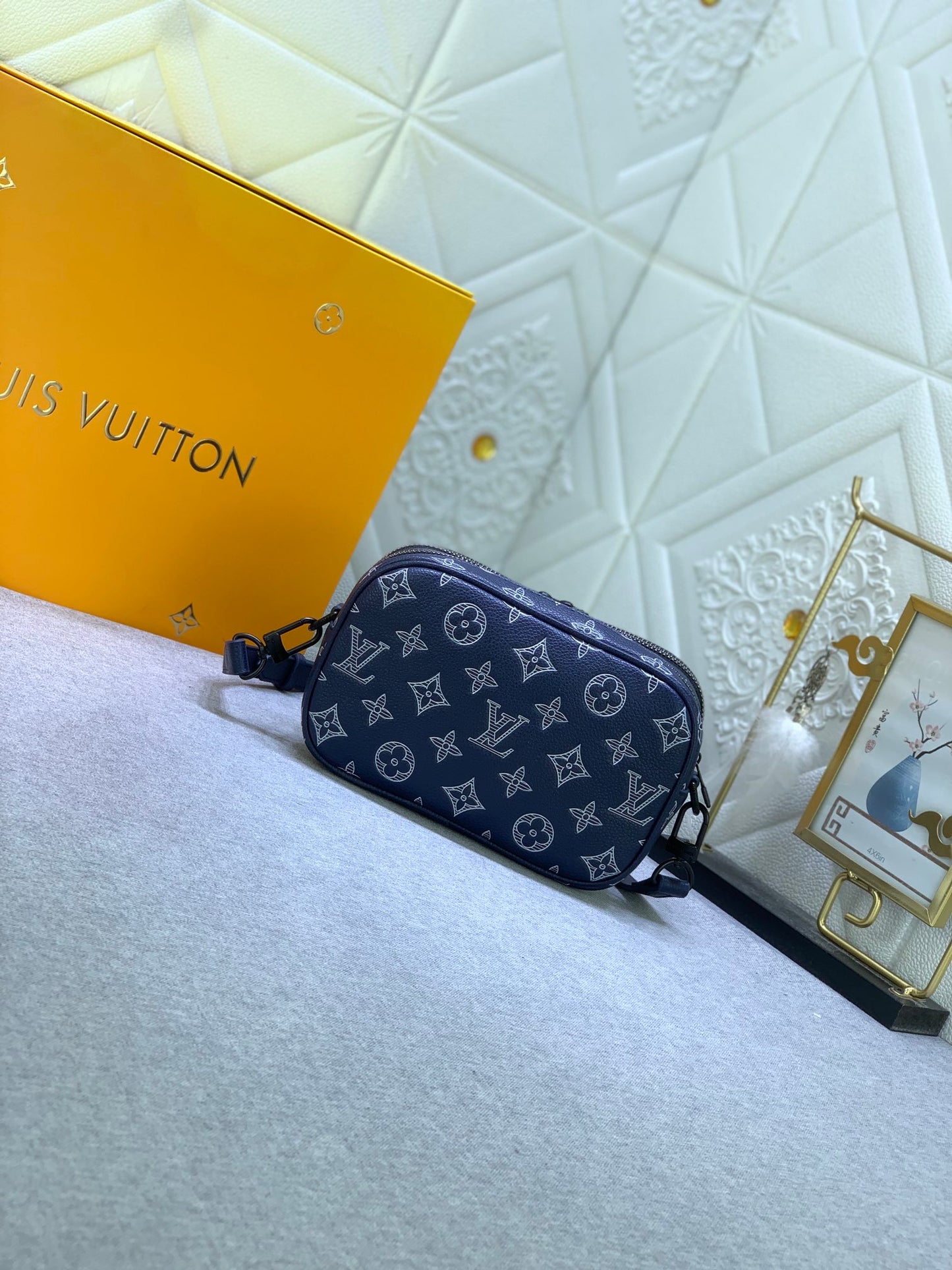 Elite Carryalls