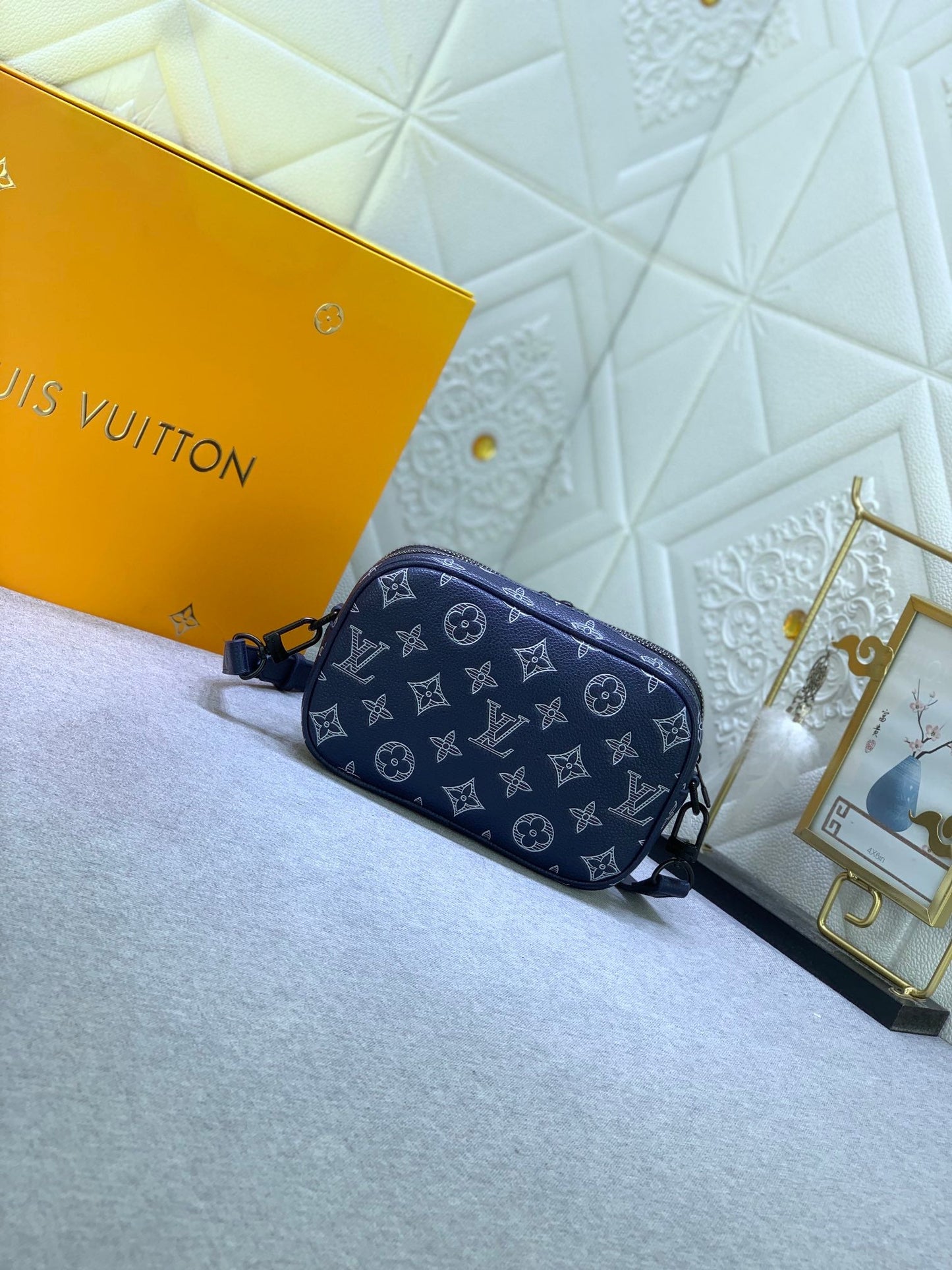 Elite Carryalls