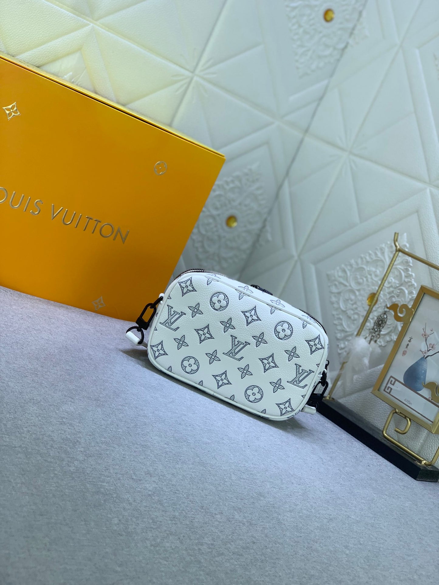 Elite Carryalls