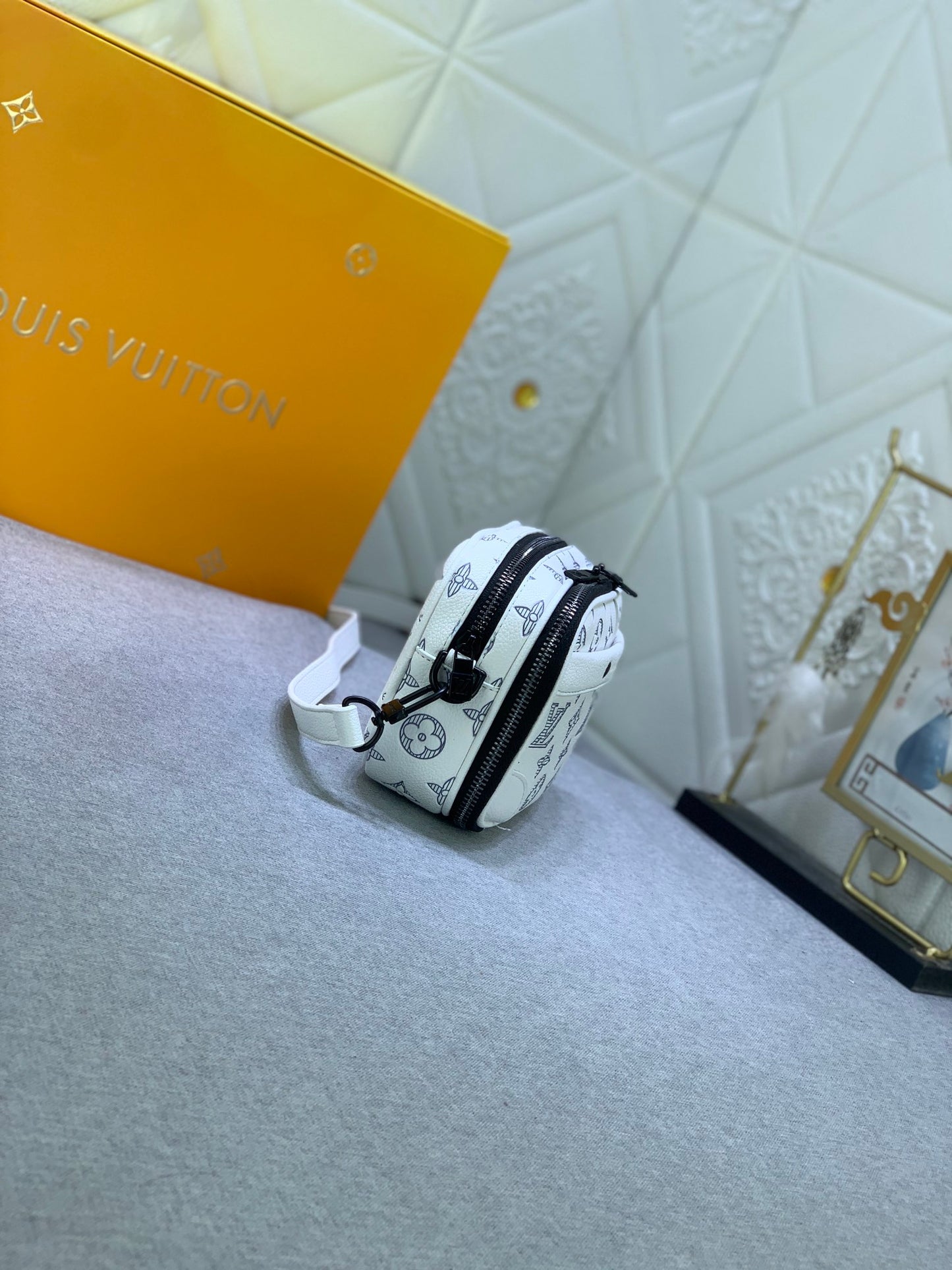 Elite Carryalls