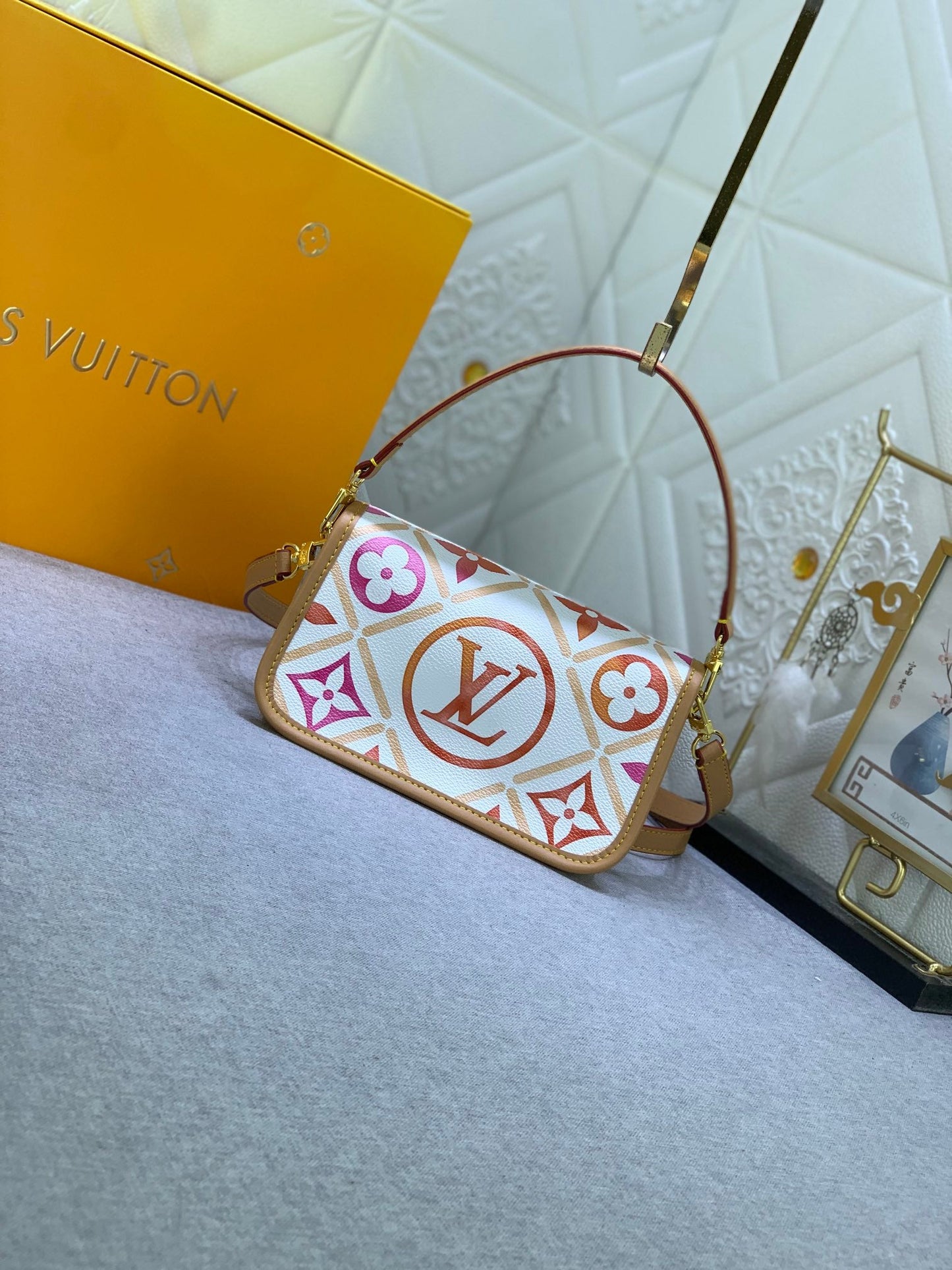 Elite Carryalls