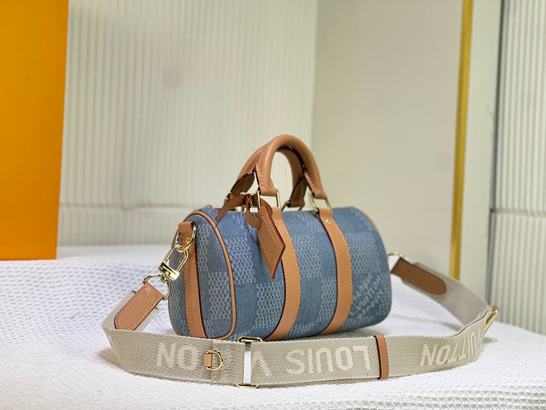 Elite Carryalls