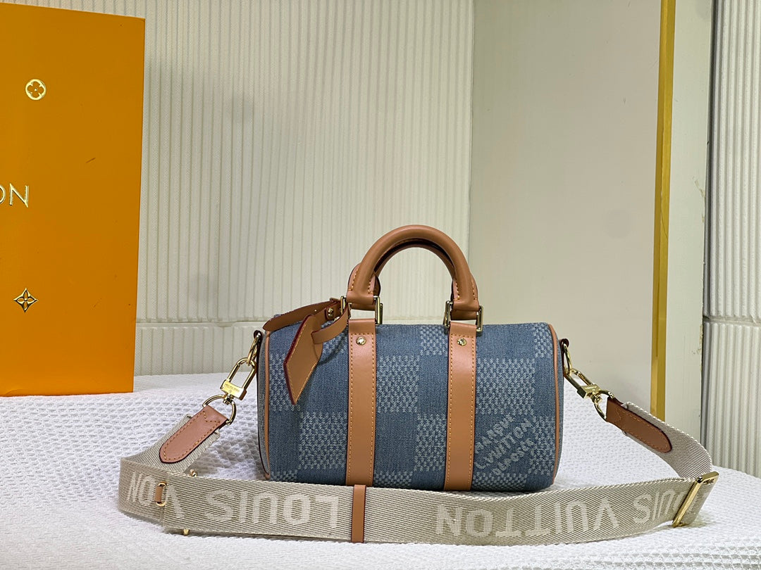 Elite Carryalls