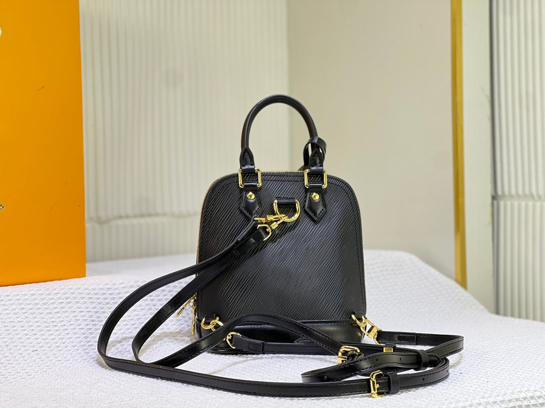 Elite Carryalls