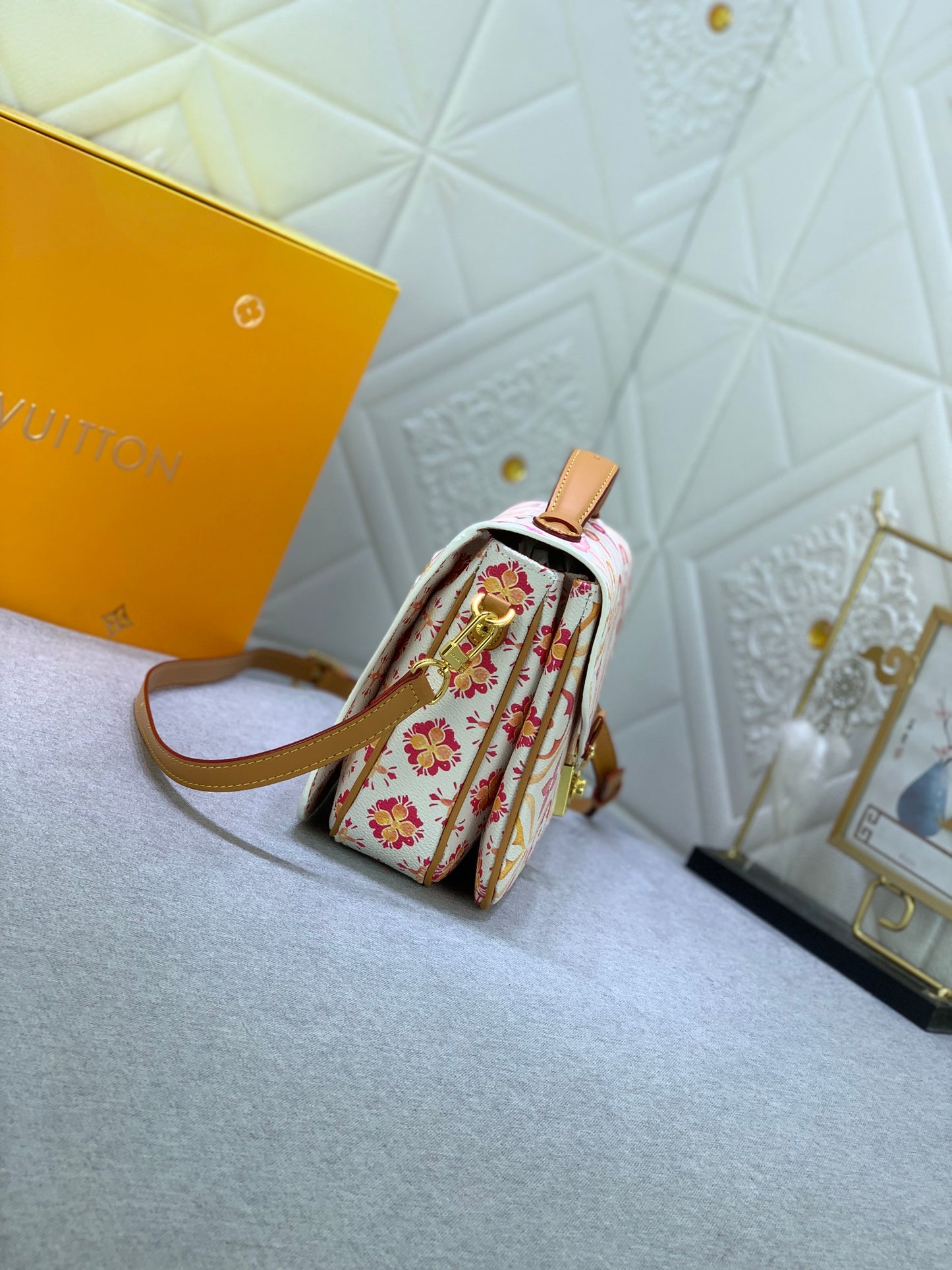 Elite Carryalls