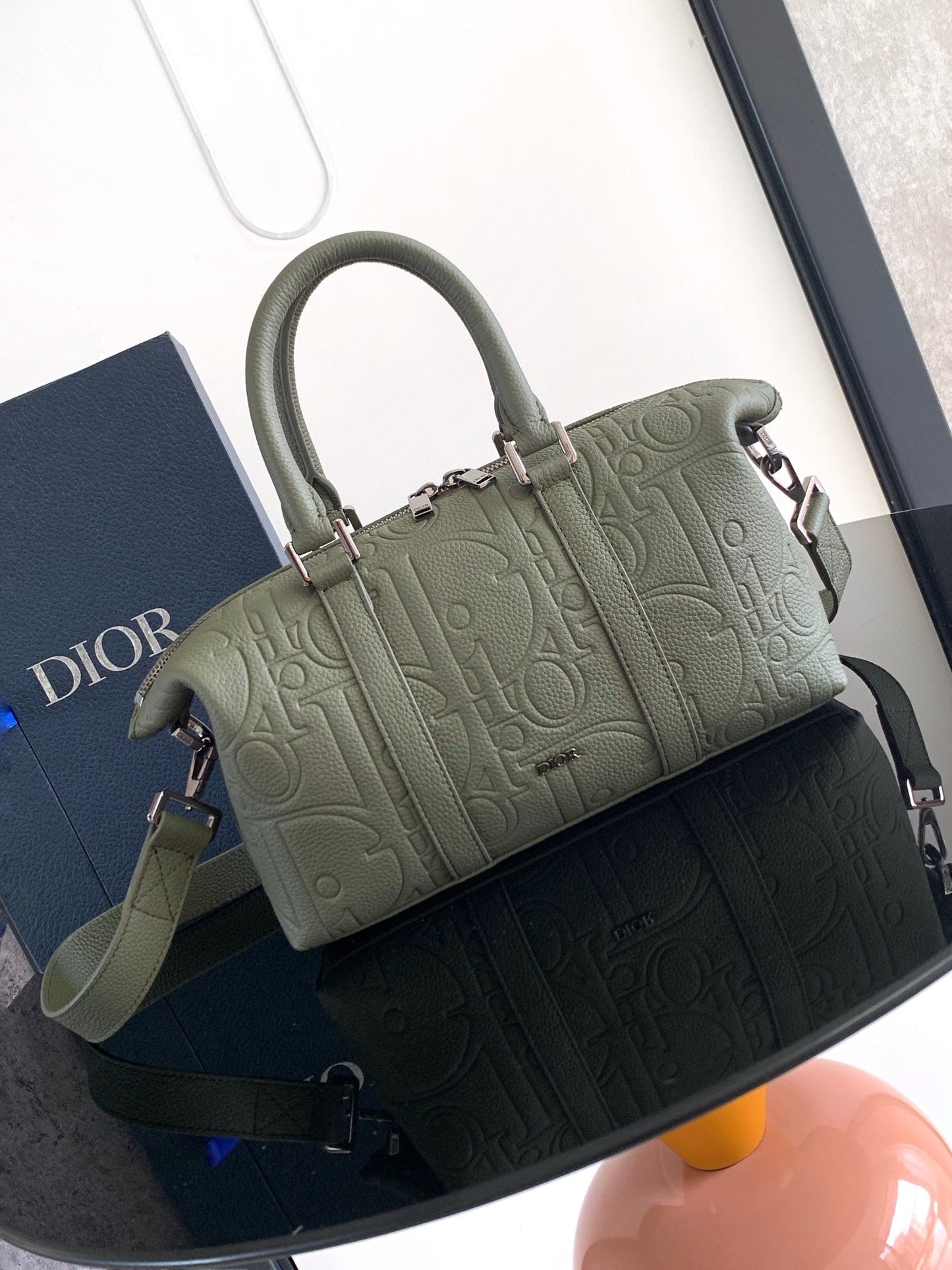 Elite Carryalls