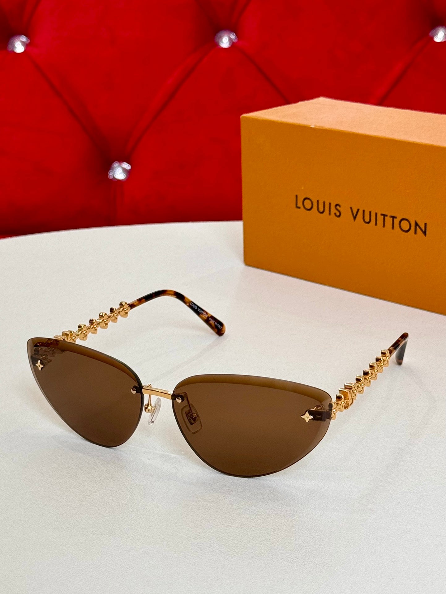 SUNGLASSES NEW ARRIVALS