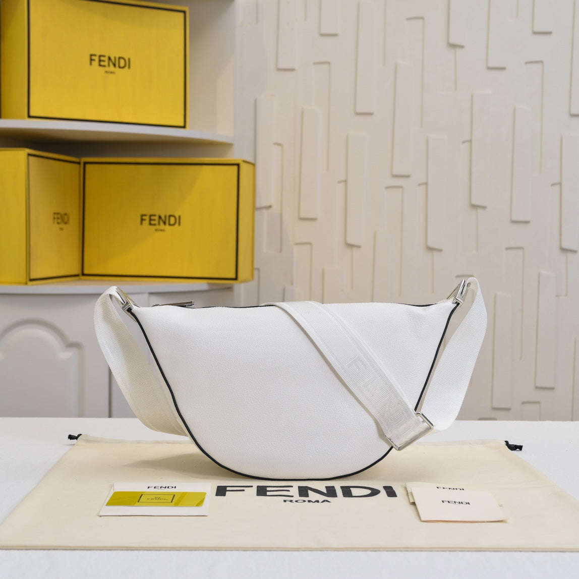 Elite Carryalls