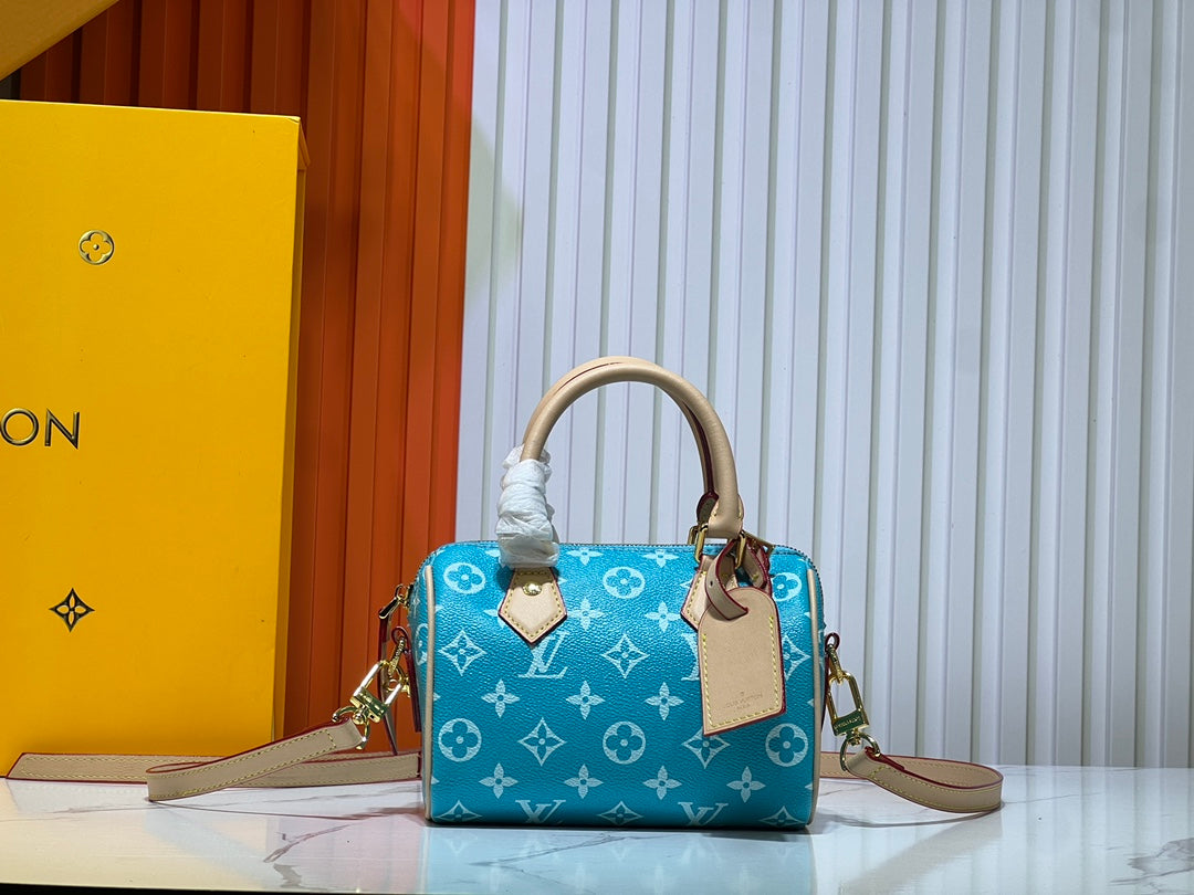 Elite Carryalls