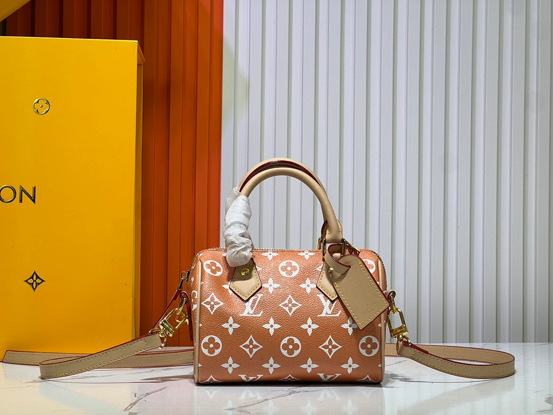 Elite Carryalls