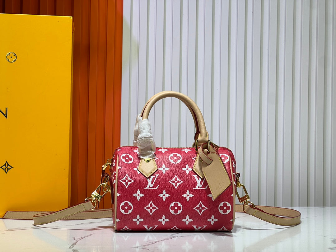 Elite Carryalls