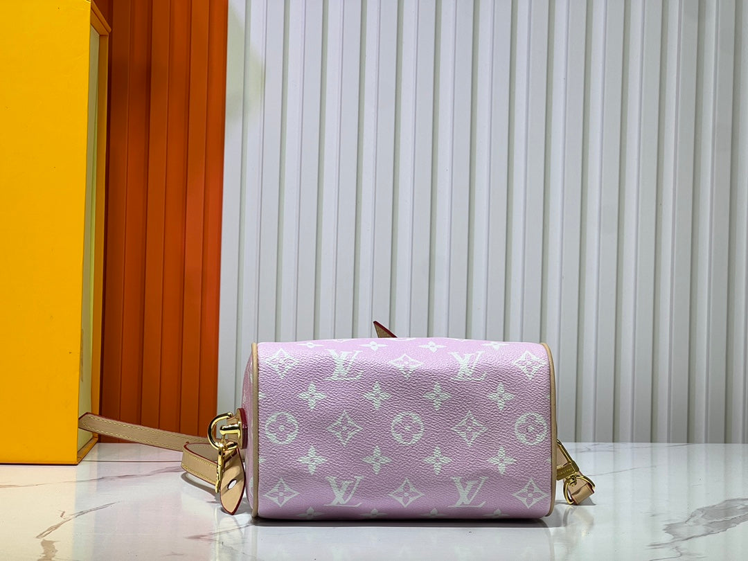 Elite Carryalls