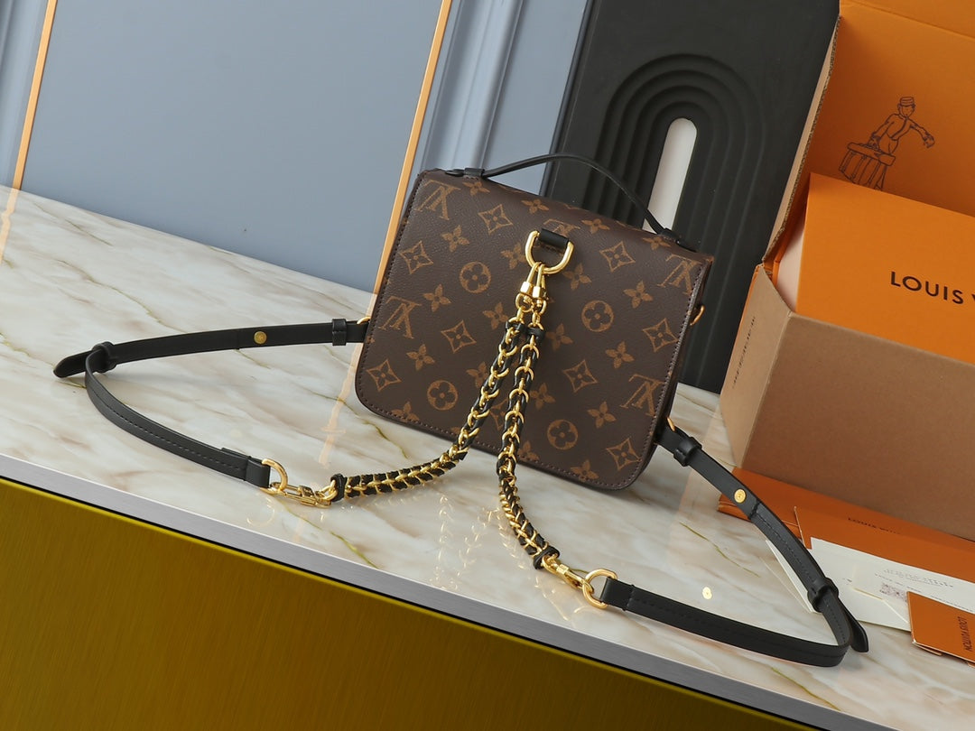 Elite Carryalls
