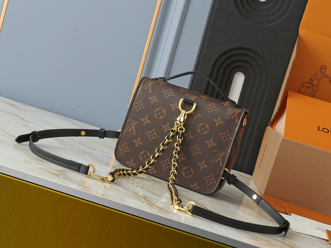 Elite Carryalls
