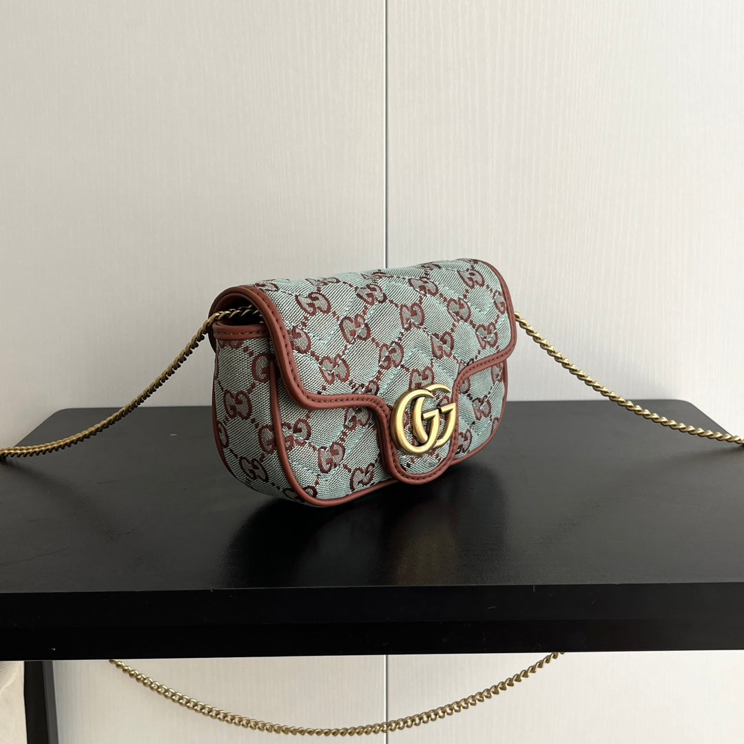 Elite Carryalls