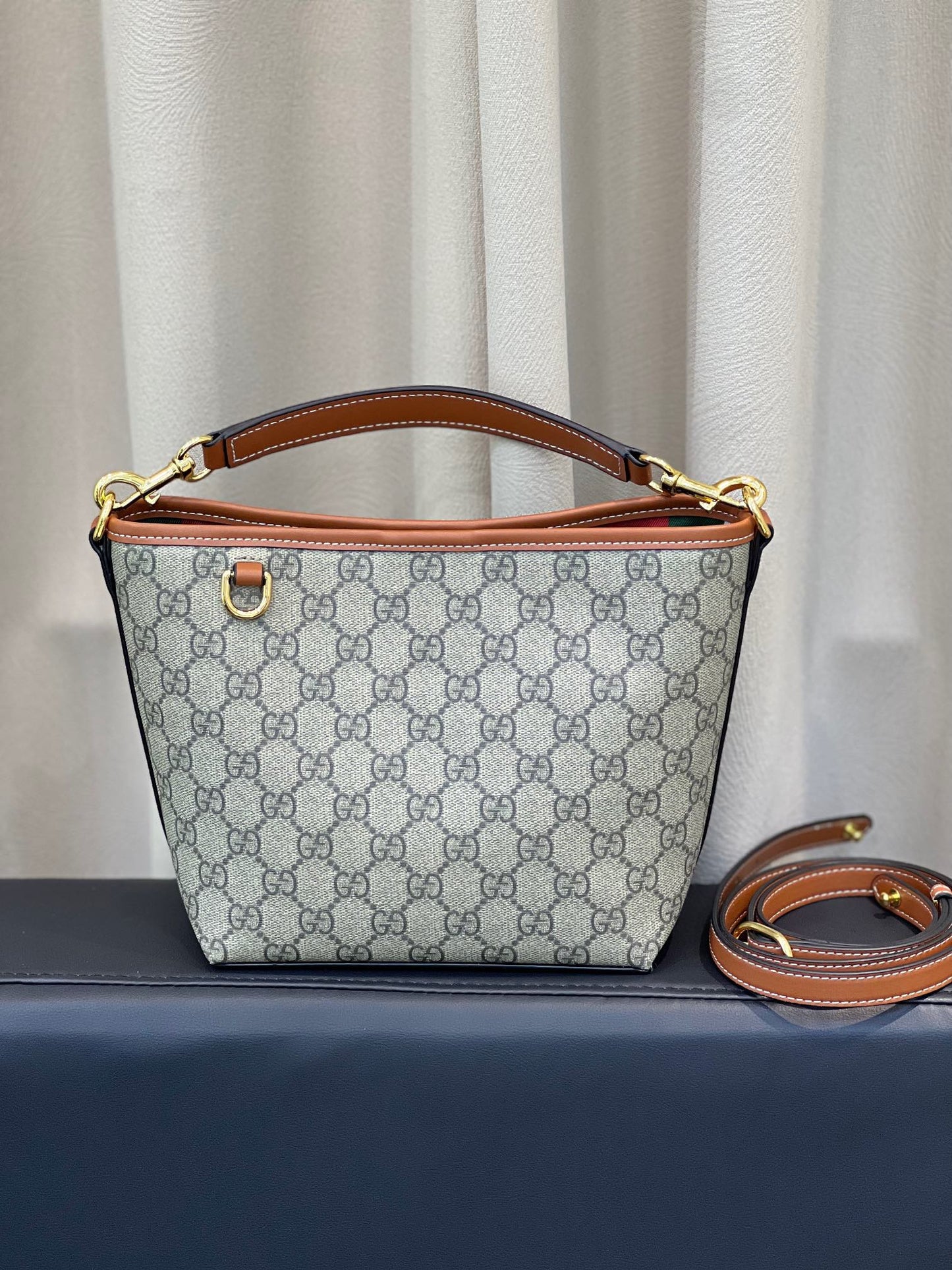 Elite Carryalls