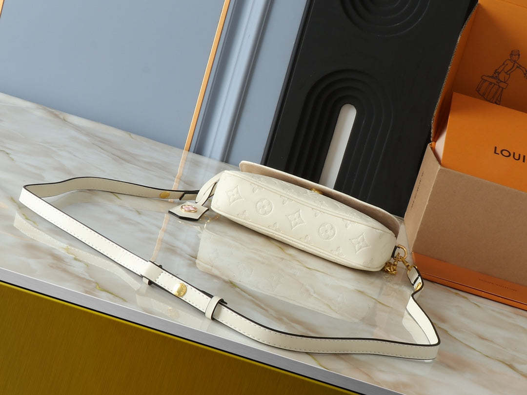 Elite Carryalls