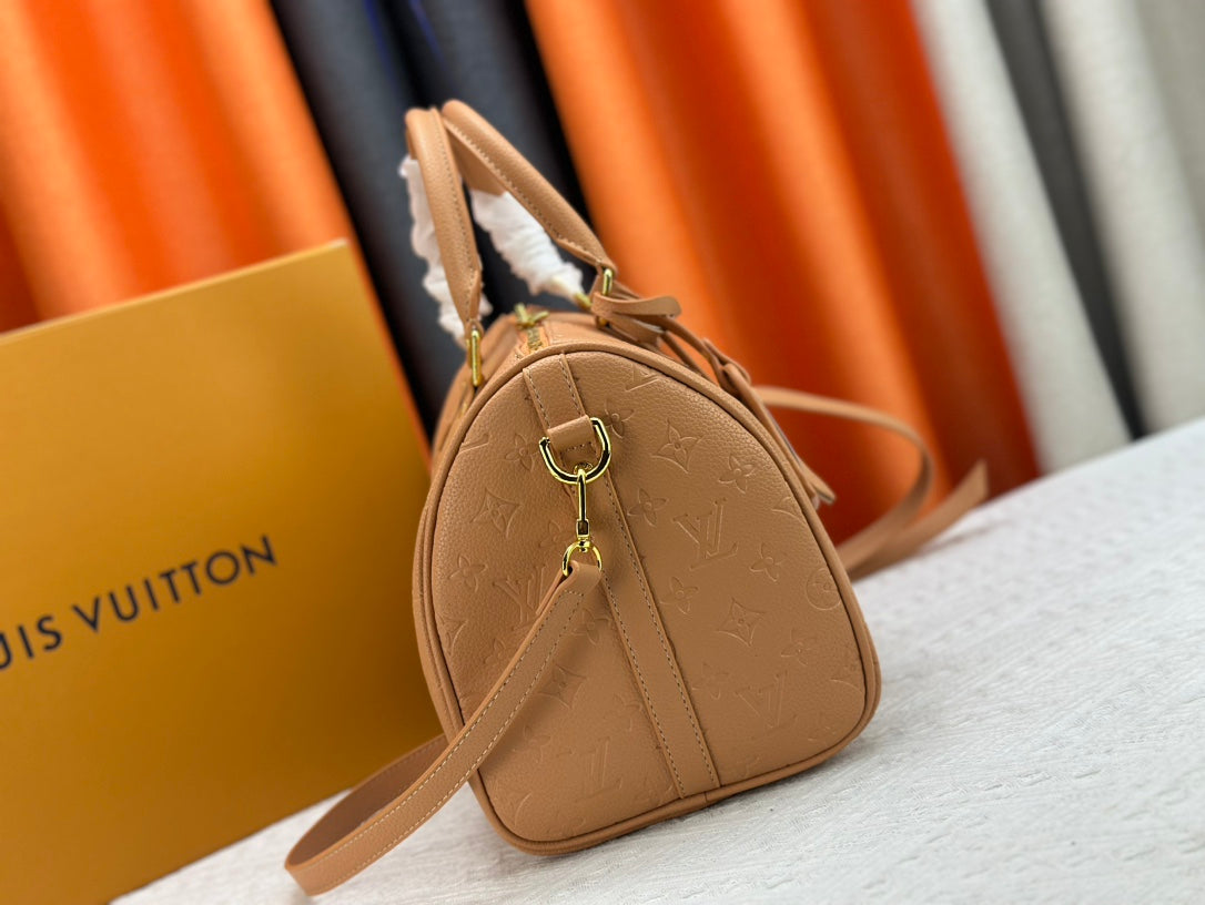 Elite Carryalls