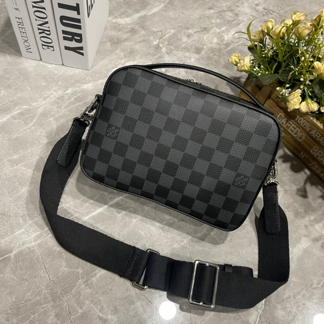 Elite Carryalls