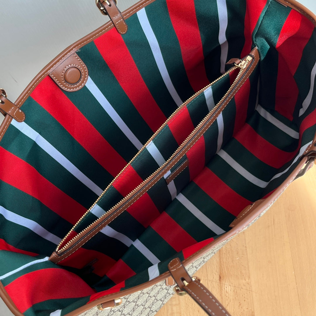Elite Carryalls