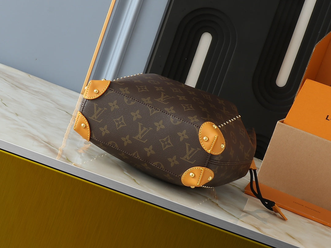 Elite Carryalls