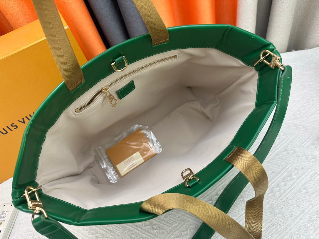 Elite Carryalls