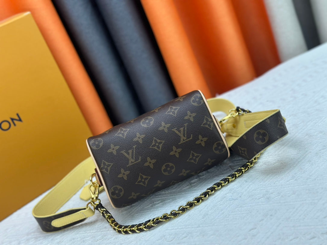 Elite Carryalls