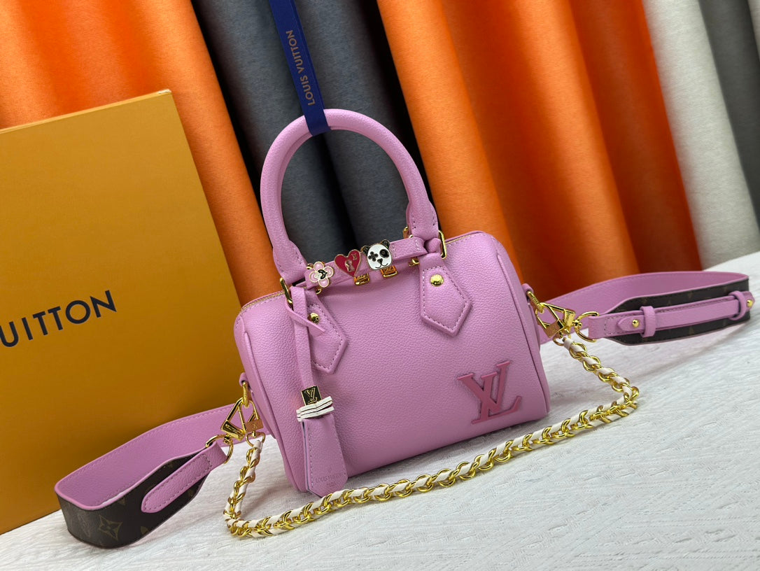 Elite Carryalls