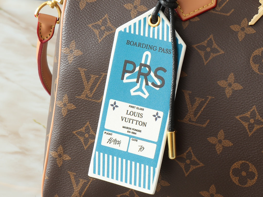 Elite Carryalls